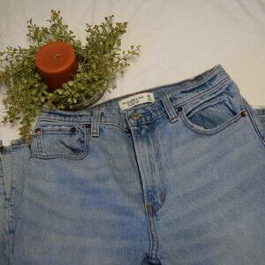 High-rise straight leg 90's Jeans